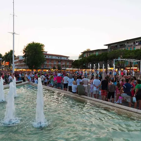 In 24418 * Bibione